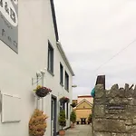 Brassil Bed And Breakfast