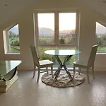 Lakeview Country House & Apartments