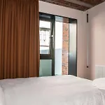 Neptune\'S Hostel