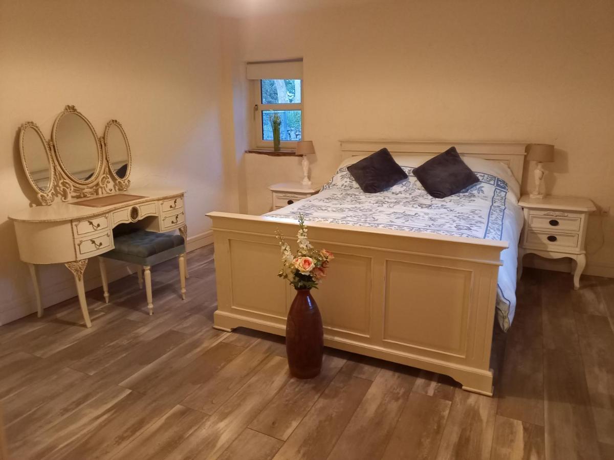 Mary's Bespoke Holiday home