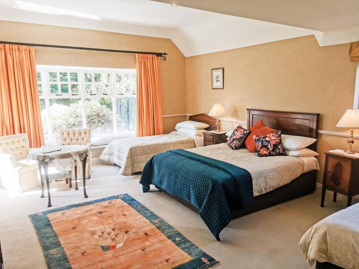 Herbert House ,v93 Rf64 Guest house