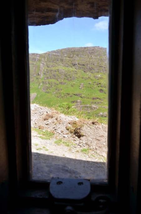 Secluded Nestled In The Beara Peninsula Holiday home