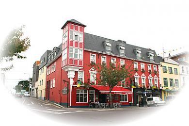 Mcsweeney Arms 3*
