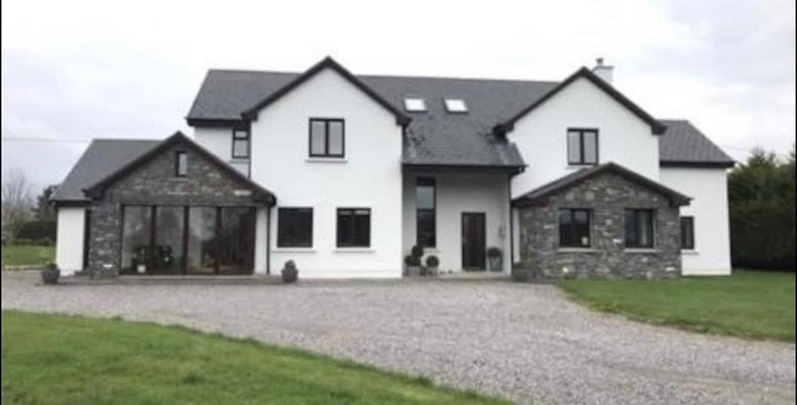Homestay Evenly Balanced *