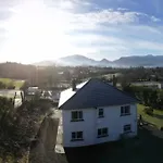 Laurel Lodge