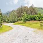 Oak Tree Lodge