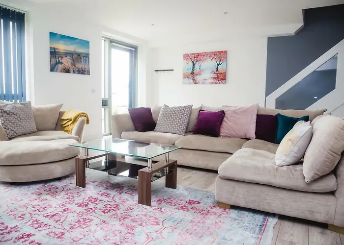 Reeks Gateway Townhouse