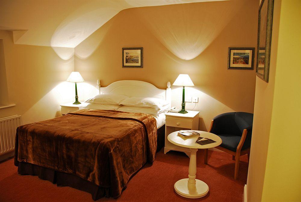 Heights Hotel