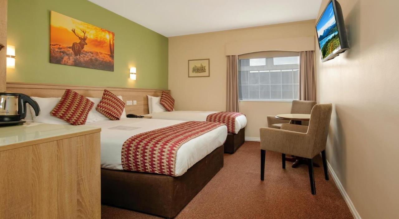 Hotel Eviston House 3*