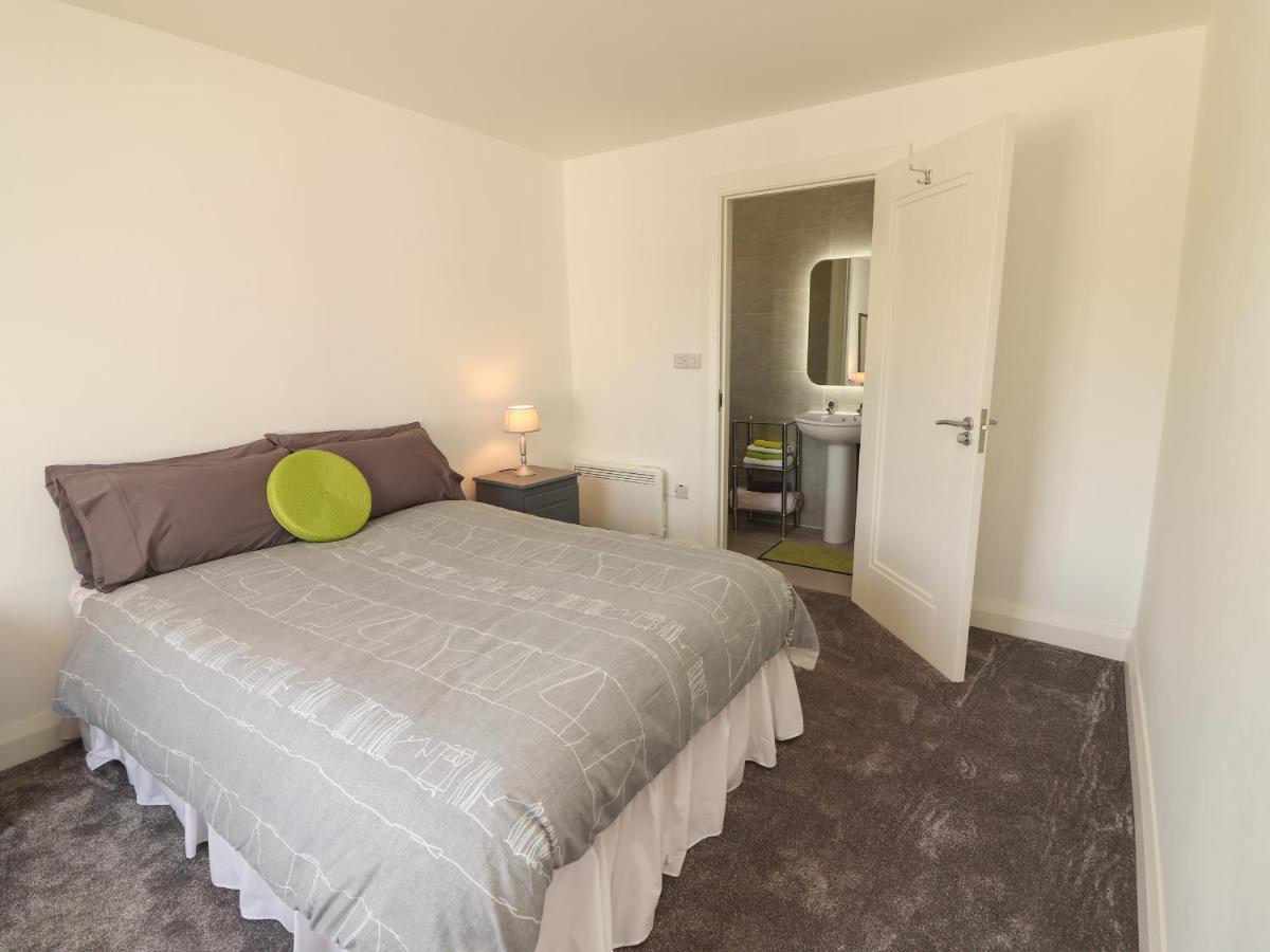 Holiday home Coolnaharragill Lower Annexe