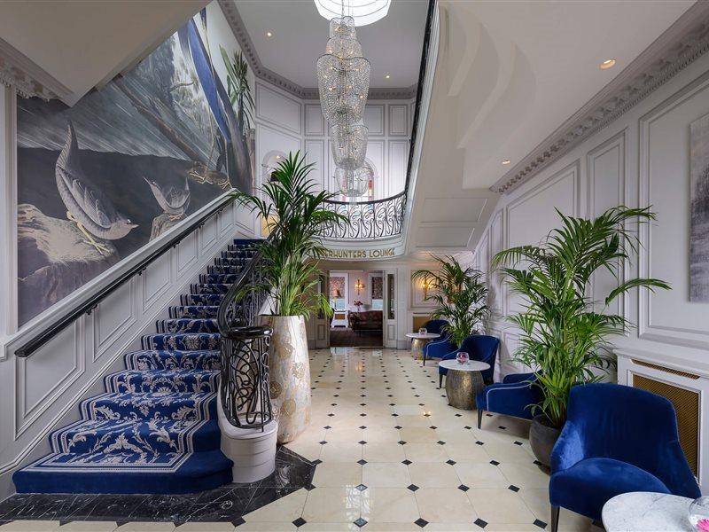 Dromhall Hotel 4*