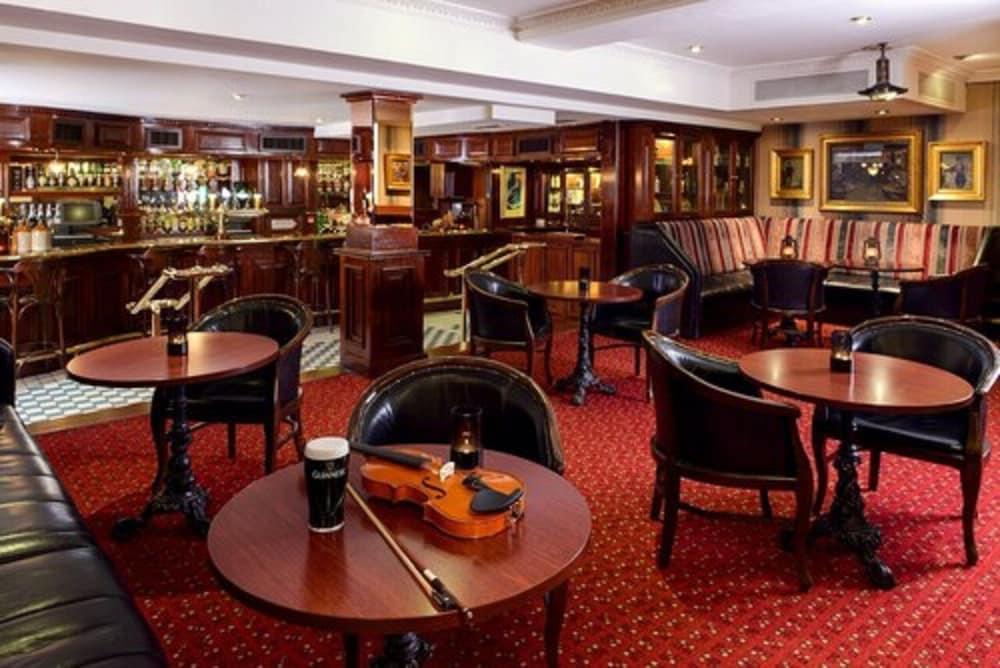 Towers & Leisure Centre 4* Killarney
