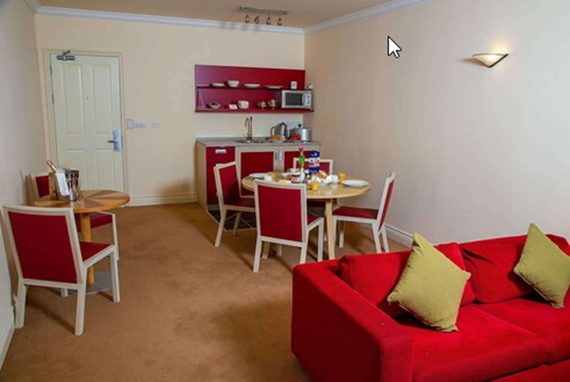 Innisfallen Hotel Fossa