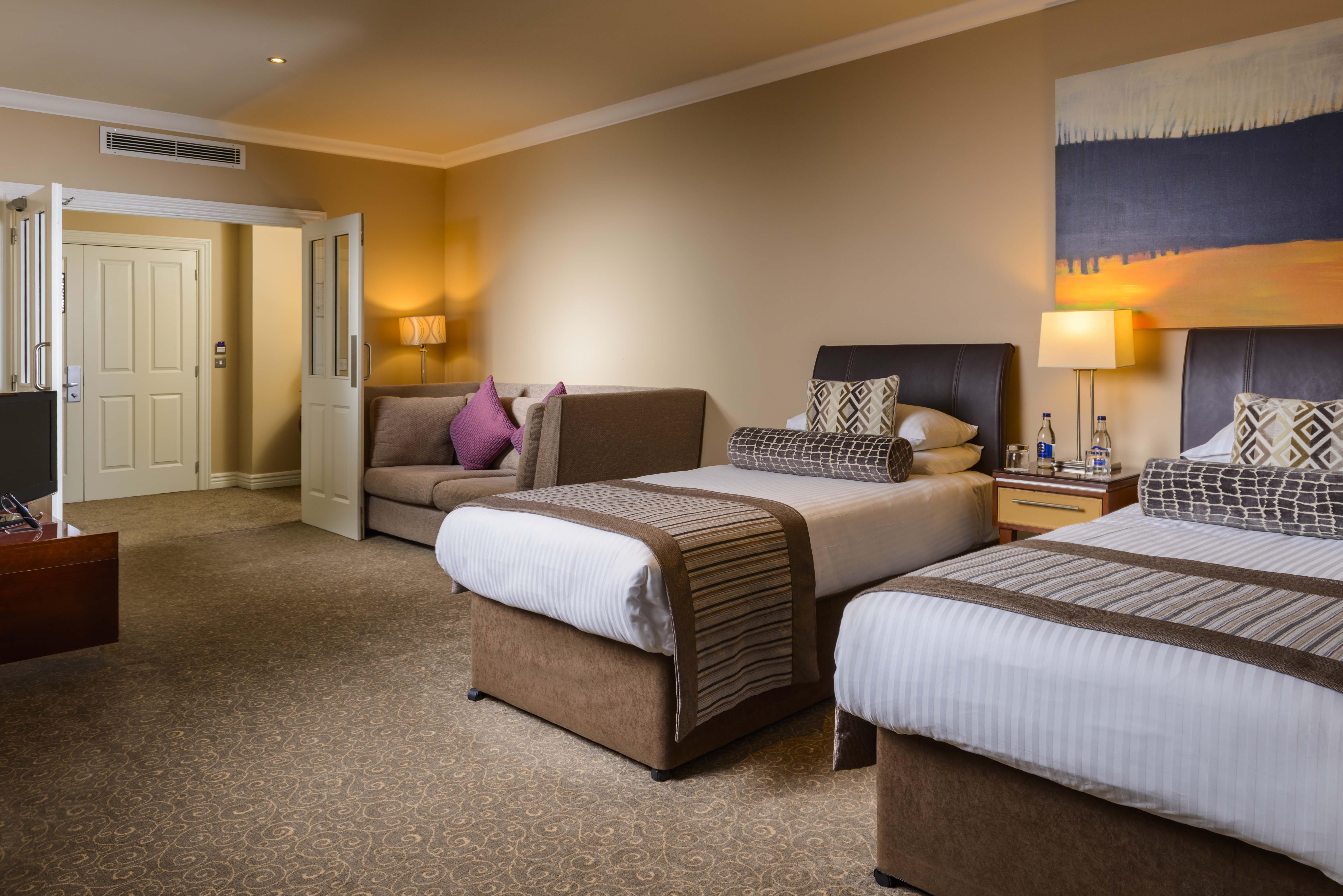 Hotel The Brehon & Killarney