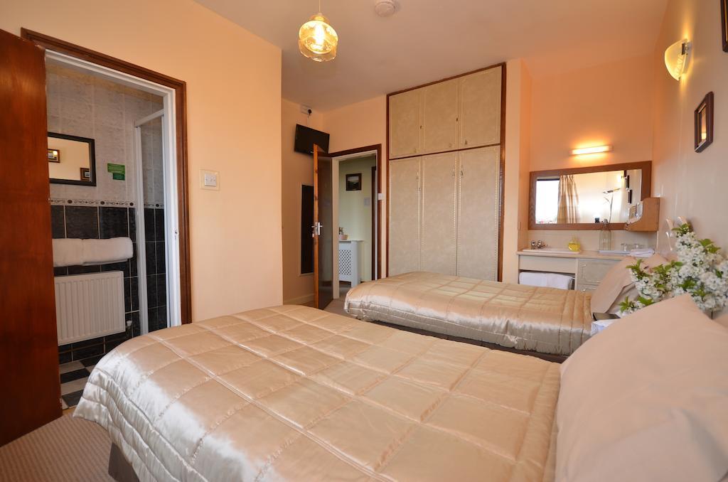 Dromhall Heights