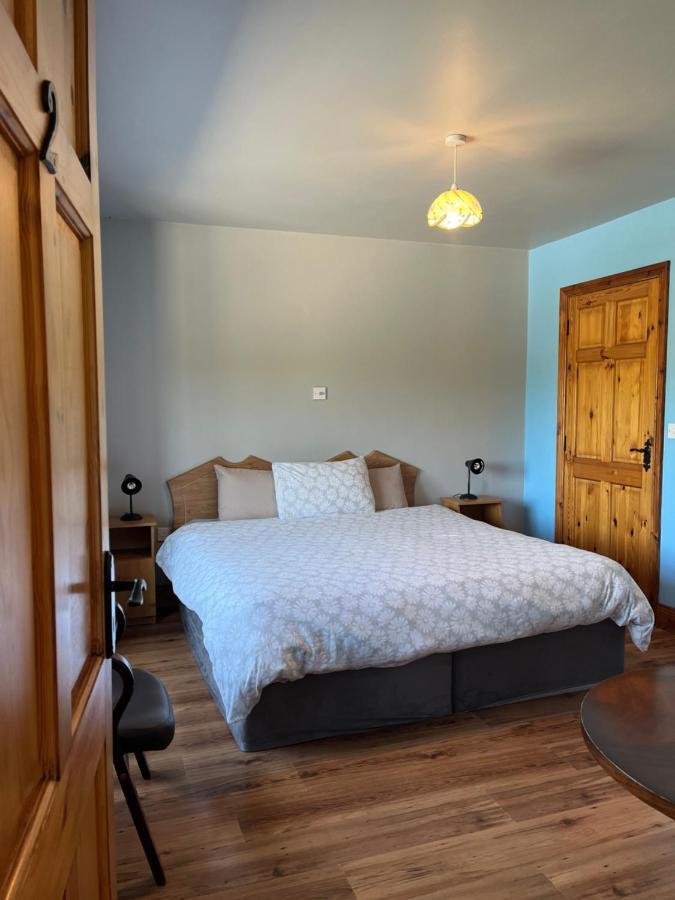 Doughlasha House V93rx64 Guest house