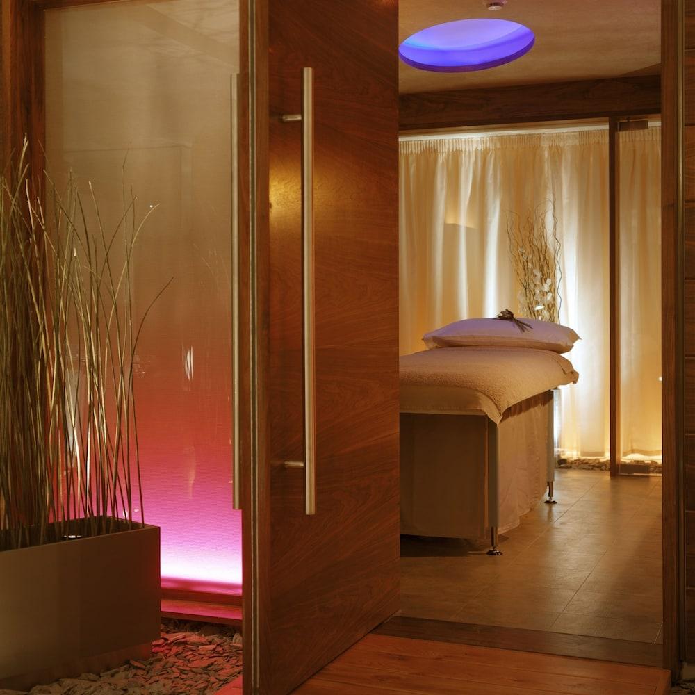 Killarney Plaza Hotel & Spa 4*