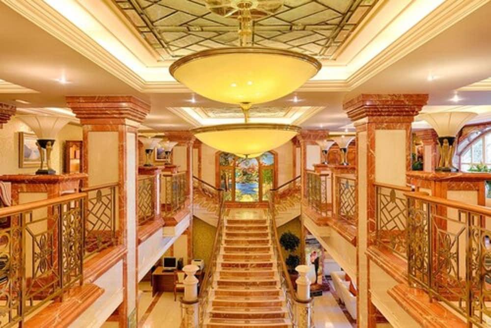 Killarney Plaza Hotel & Spa 4*