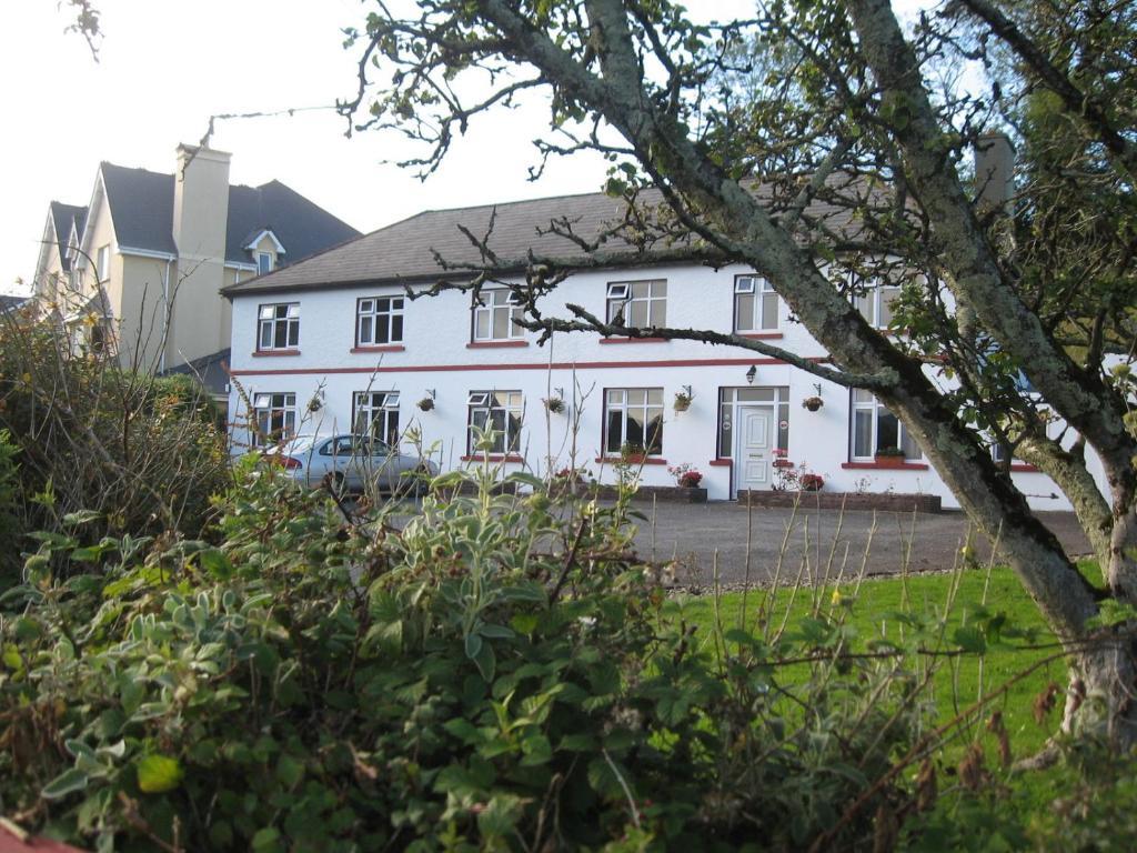 Guest house Woodlawn House Killarney