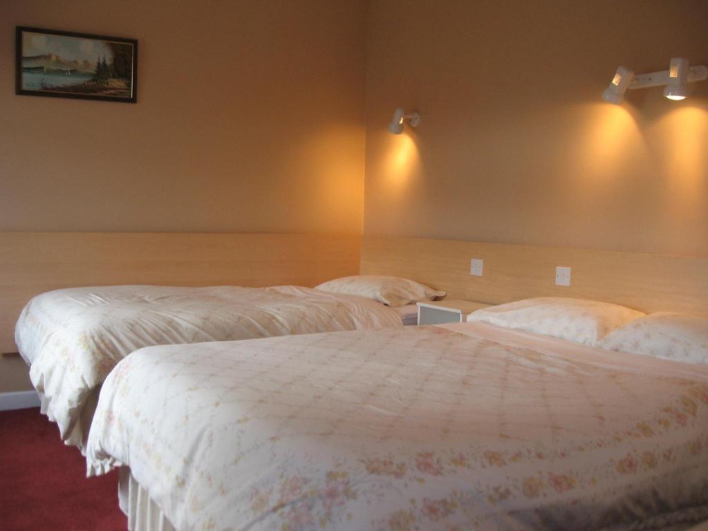 Woodlawn House 3*