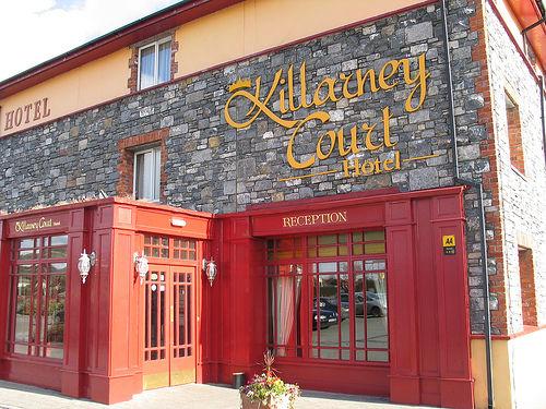 Court Hotel 3*