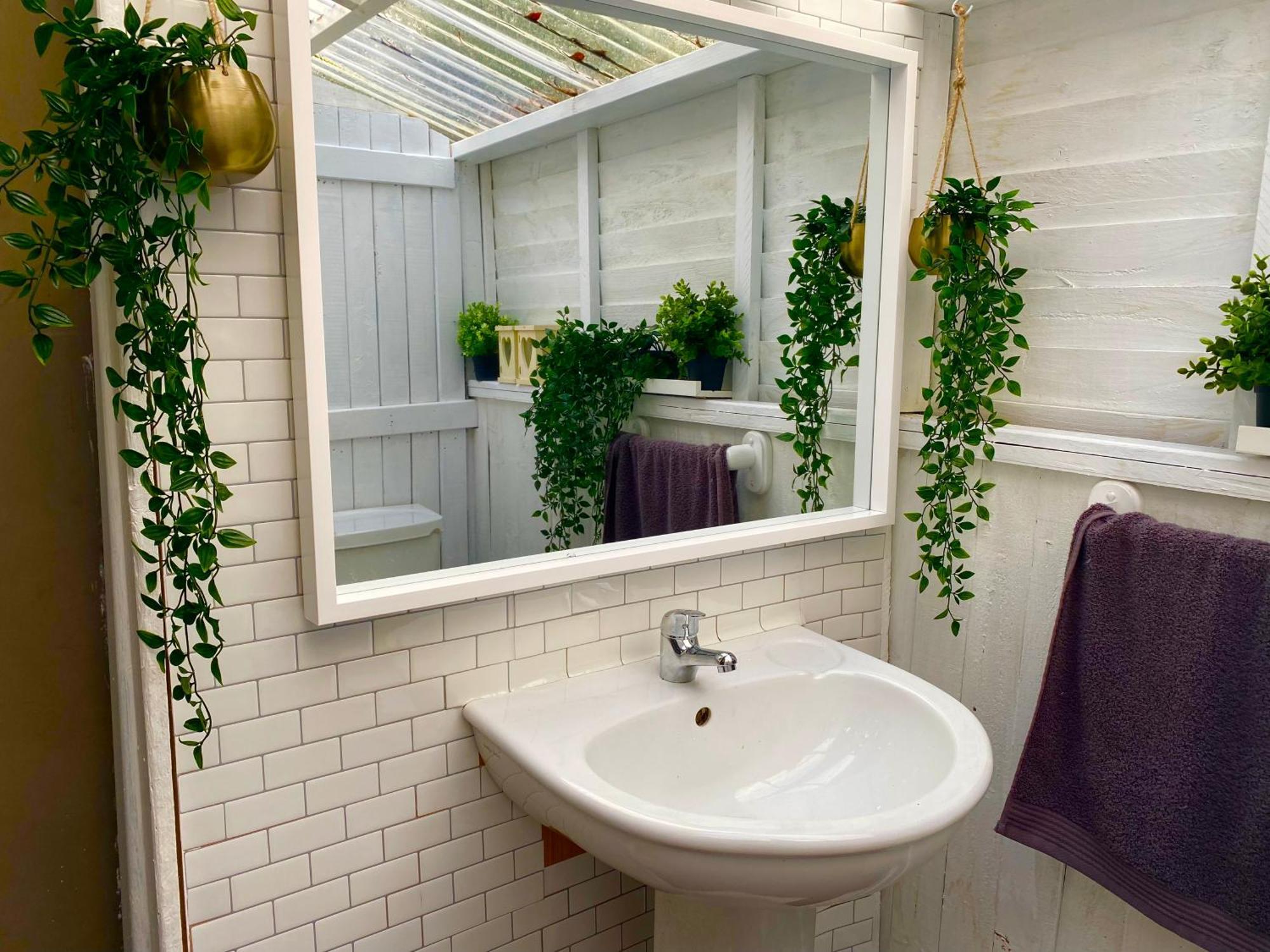 Luxury Tree Glamping Safari Tent Luxury tent Killarney
