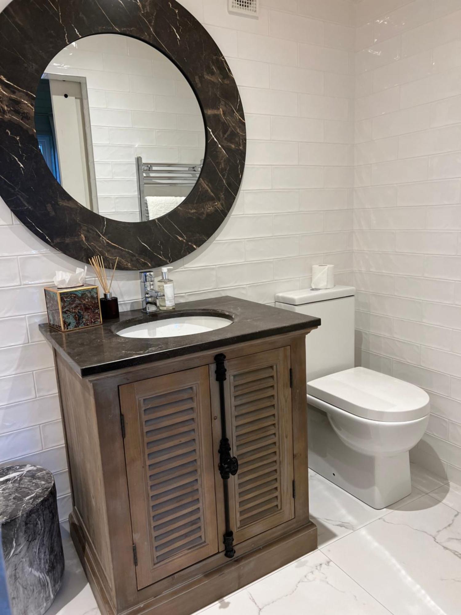 Chalet Luxurious One Bedroom Cabin With Private Hot Tub