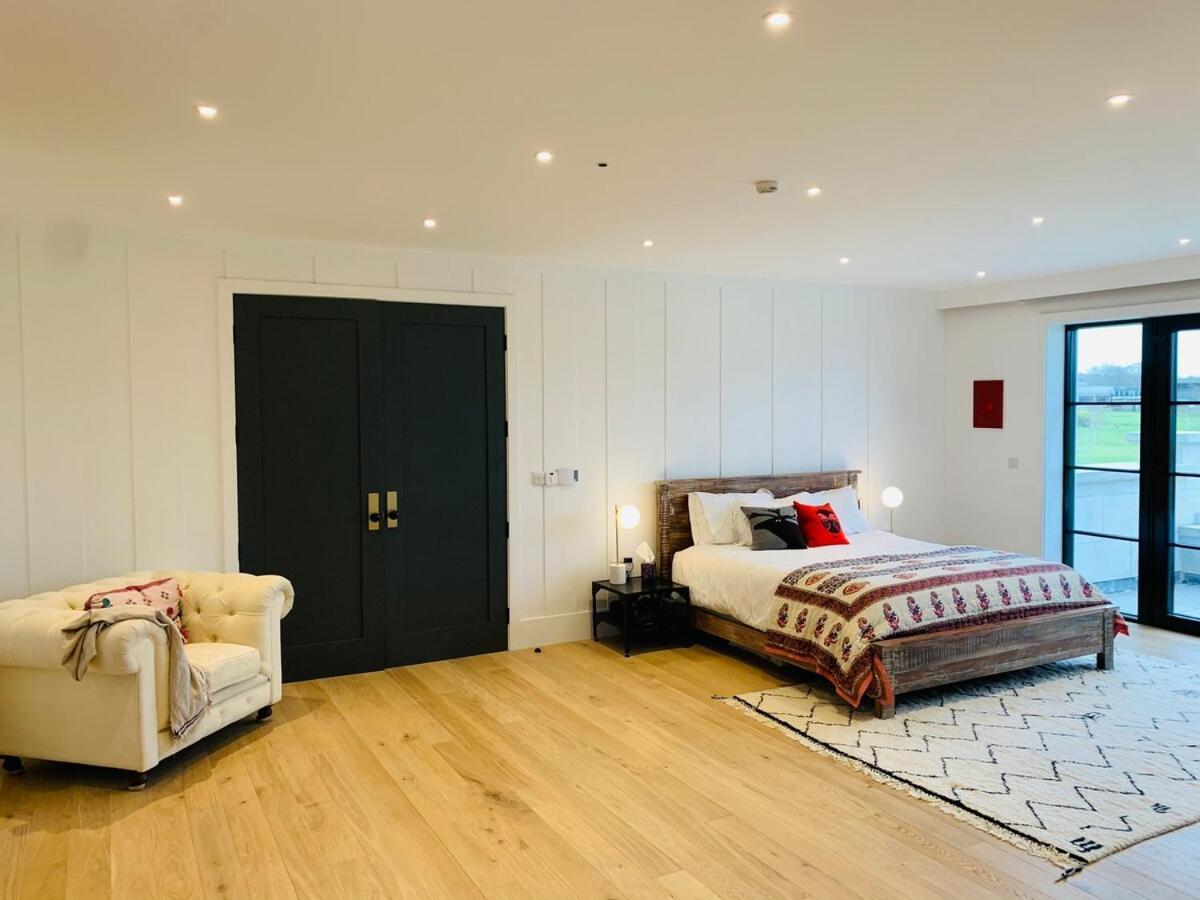 Villa Luxurious *