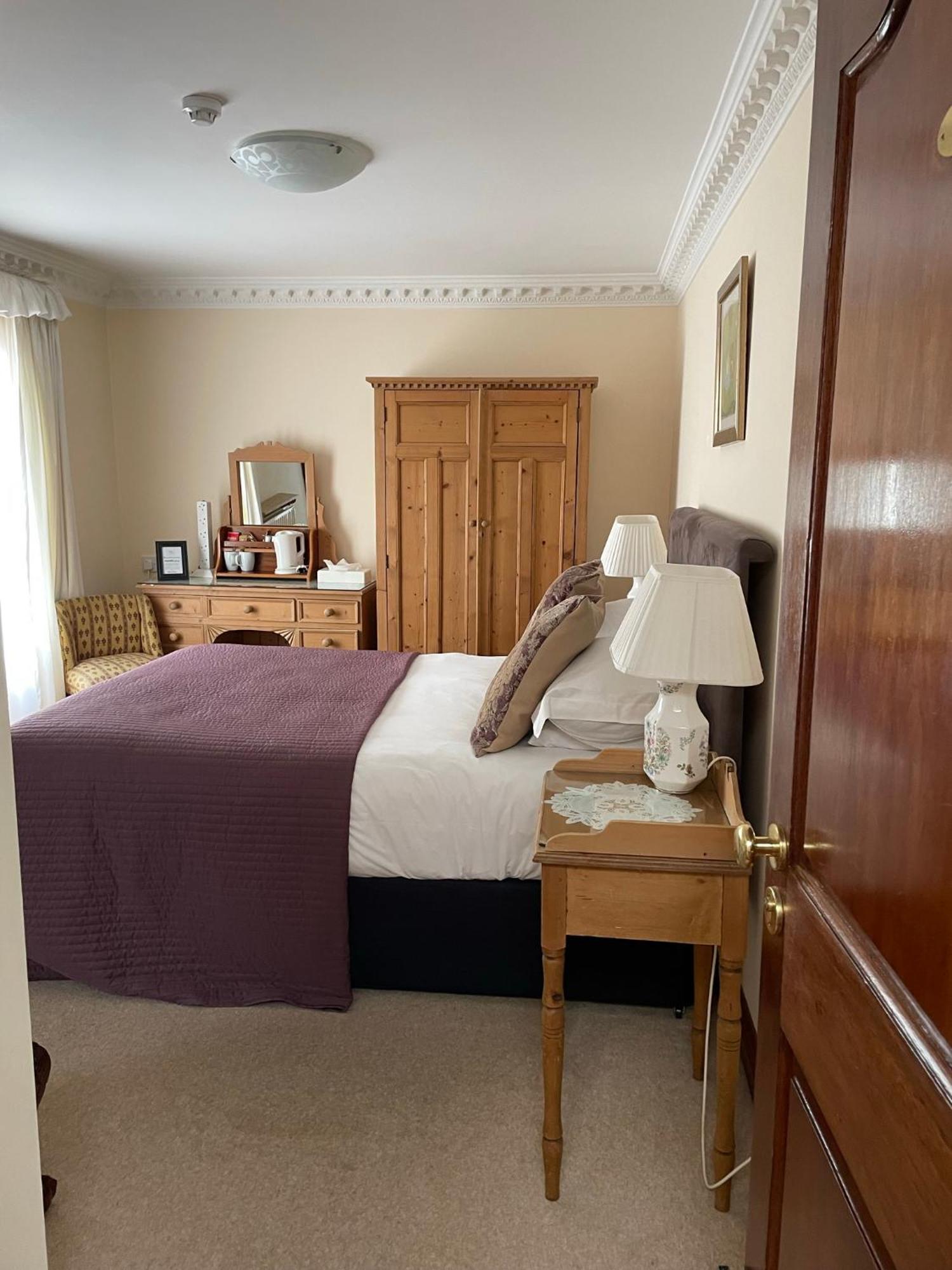 Foley's Townhouse Guest house