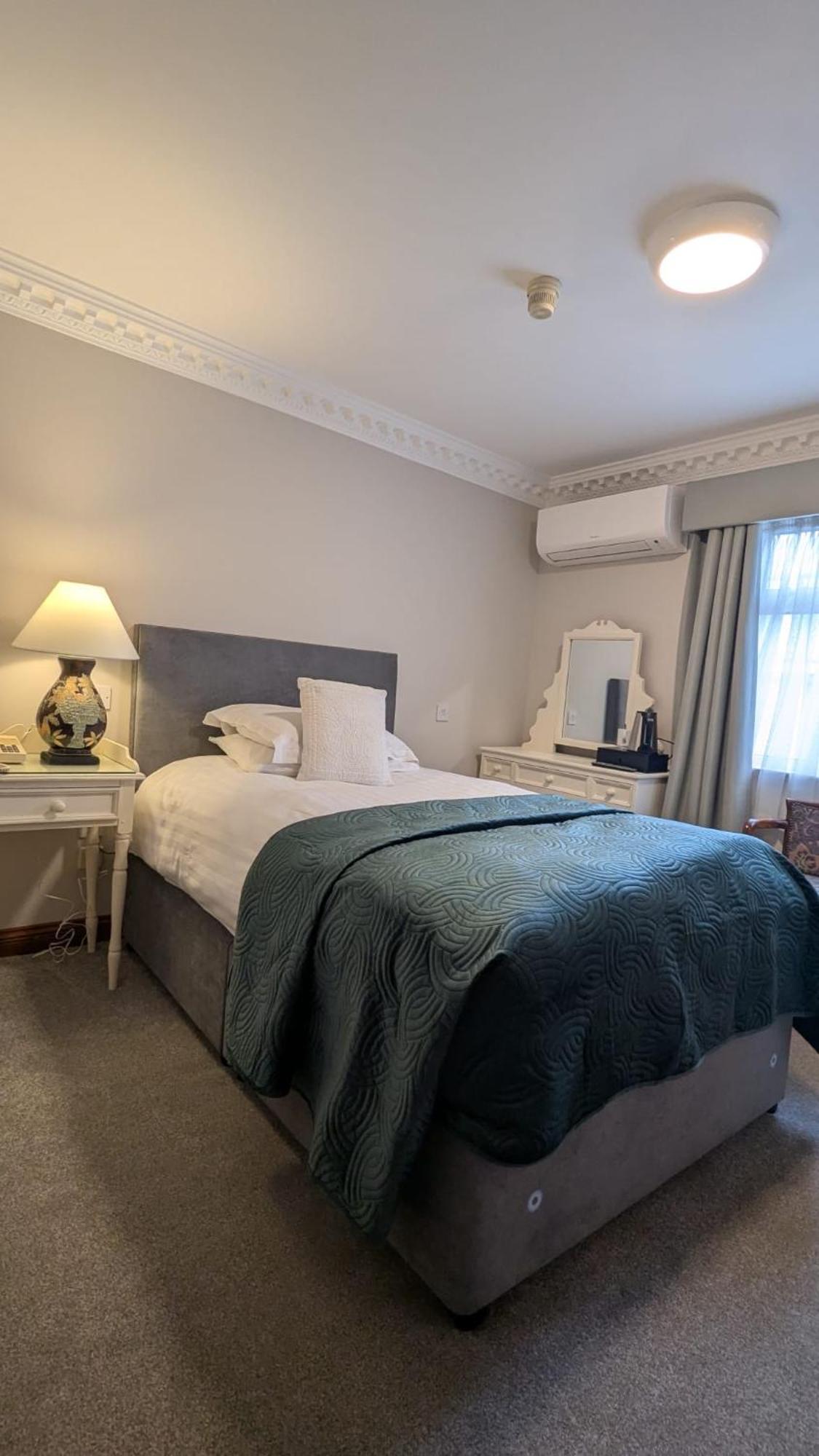 Guest house Foley's Townhouse Killarney