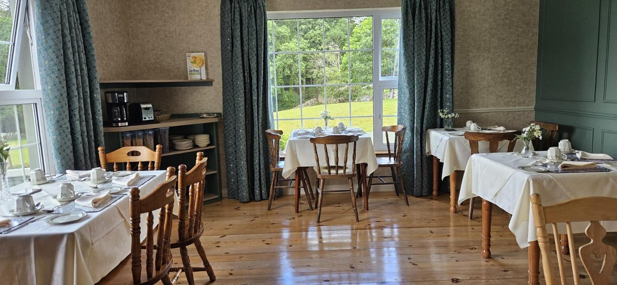 Muckross Riding Stables Farm stay *