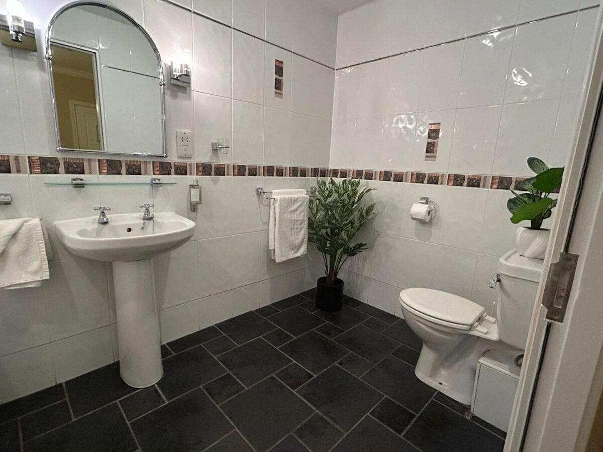 Gleneagle Apartments, 2 Bedroom - *