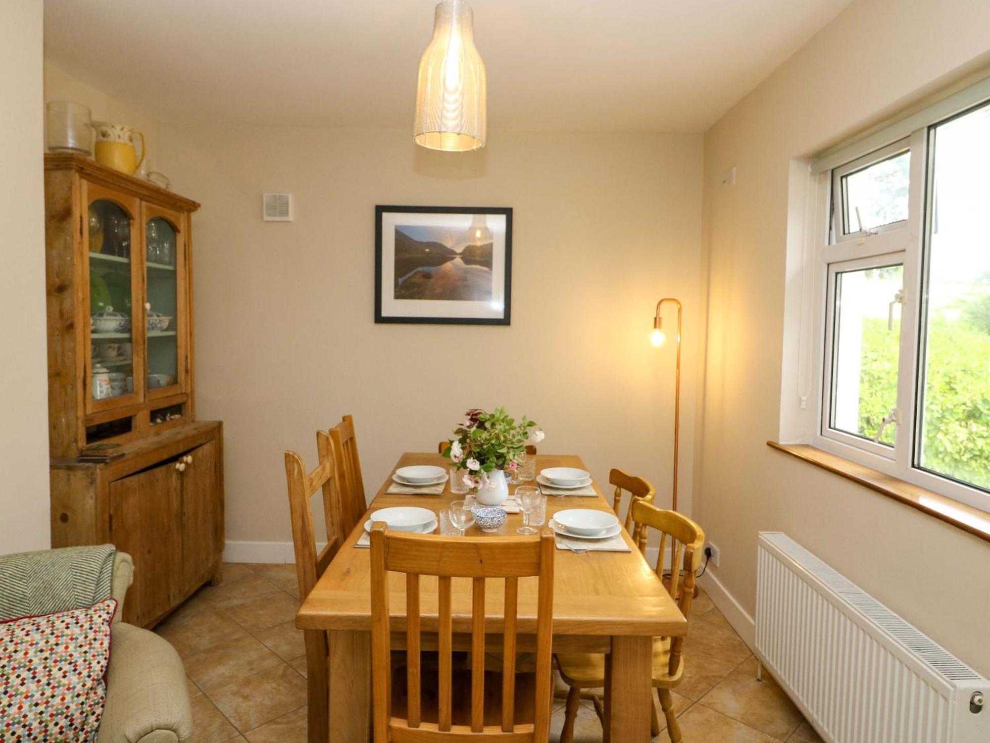 Holiday home Rowantree *