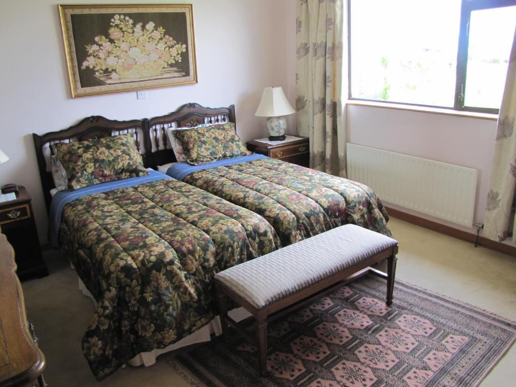 Bed & Breakfast An Dooneen, The Hurley Farm