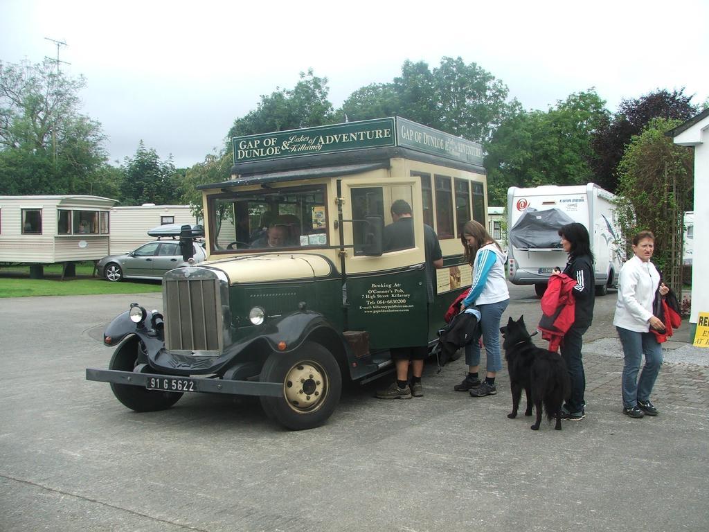 Holiday park Flemings White Bridge Self-catering Mobile Hire Killarney