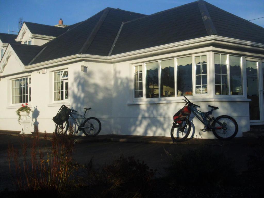 Dirreen House *