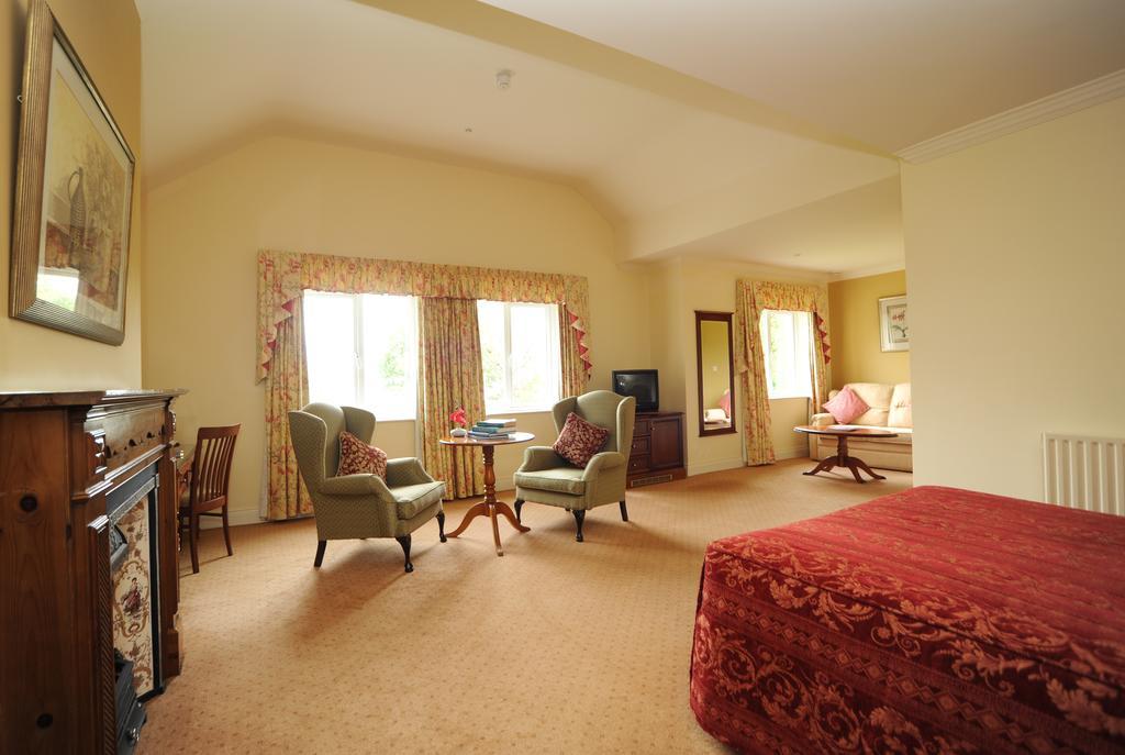 Loch Lein Hotel 4*