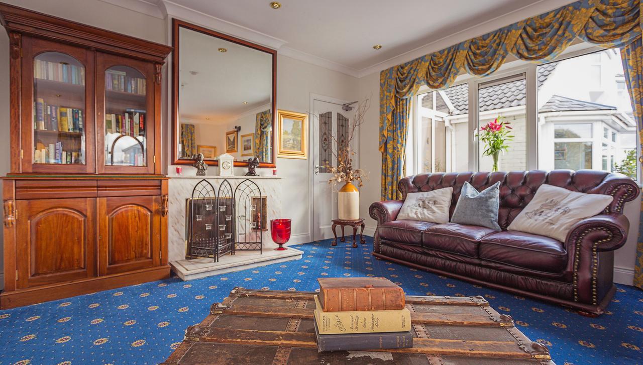 Abbey Guest house 4*
