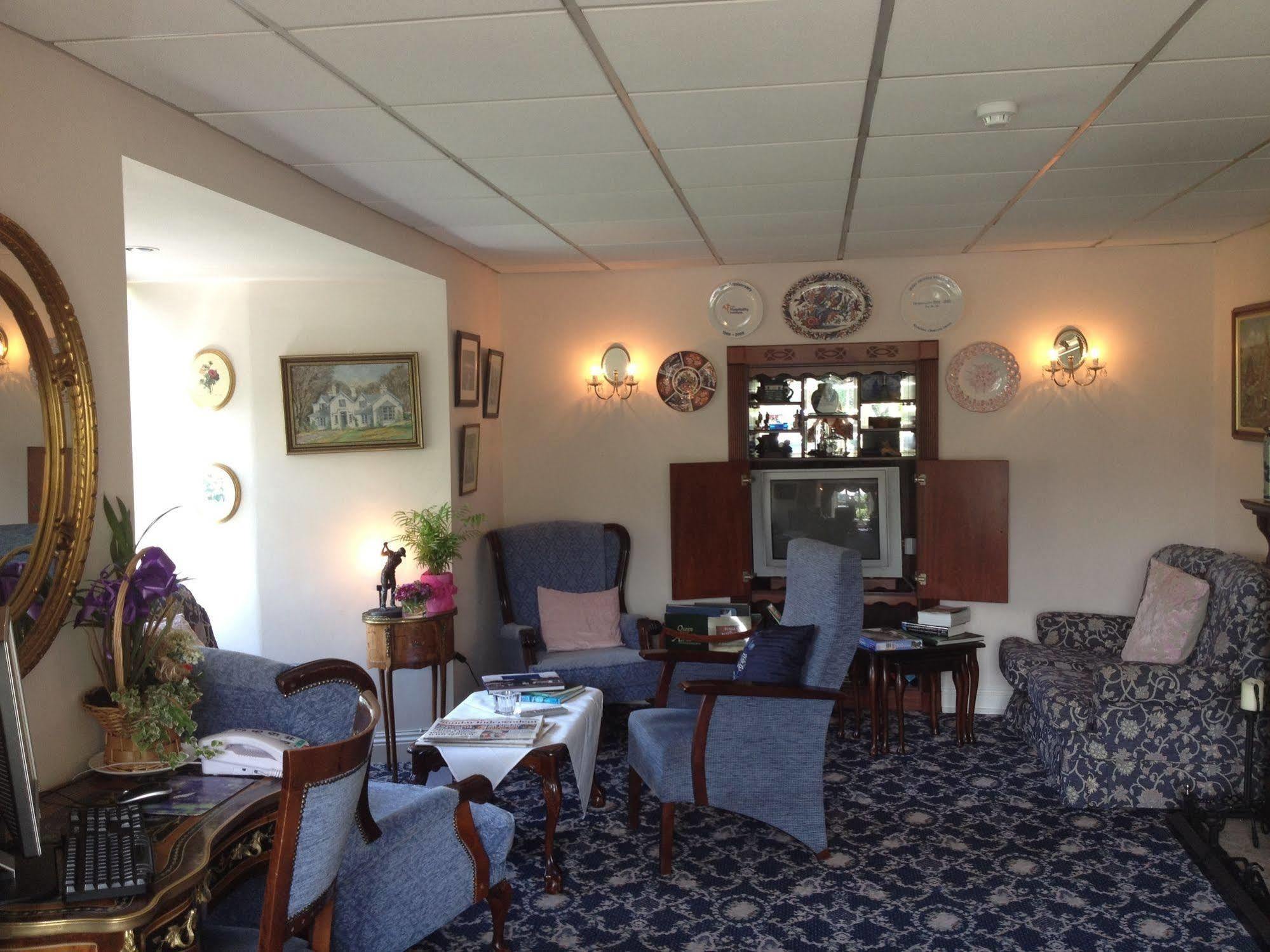 Hotel Killeen House 3*