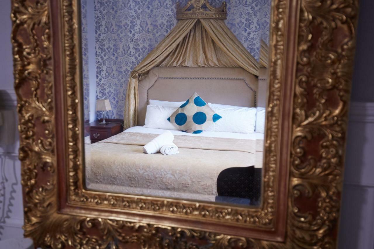 Killarney Inn Bed & Breakfast