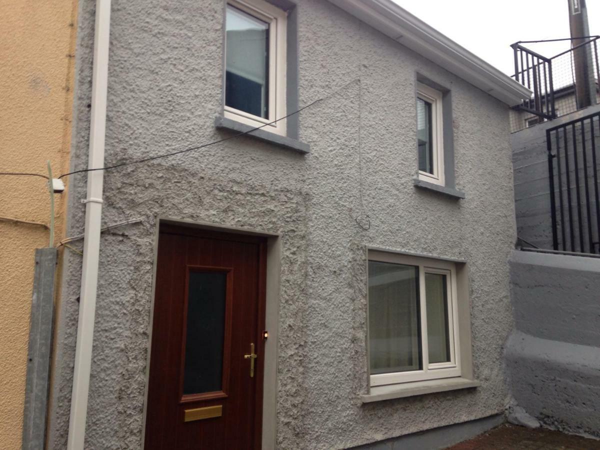 Clover Place * Killarney