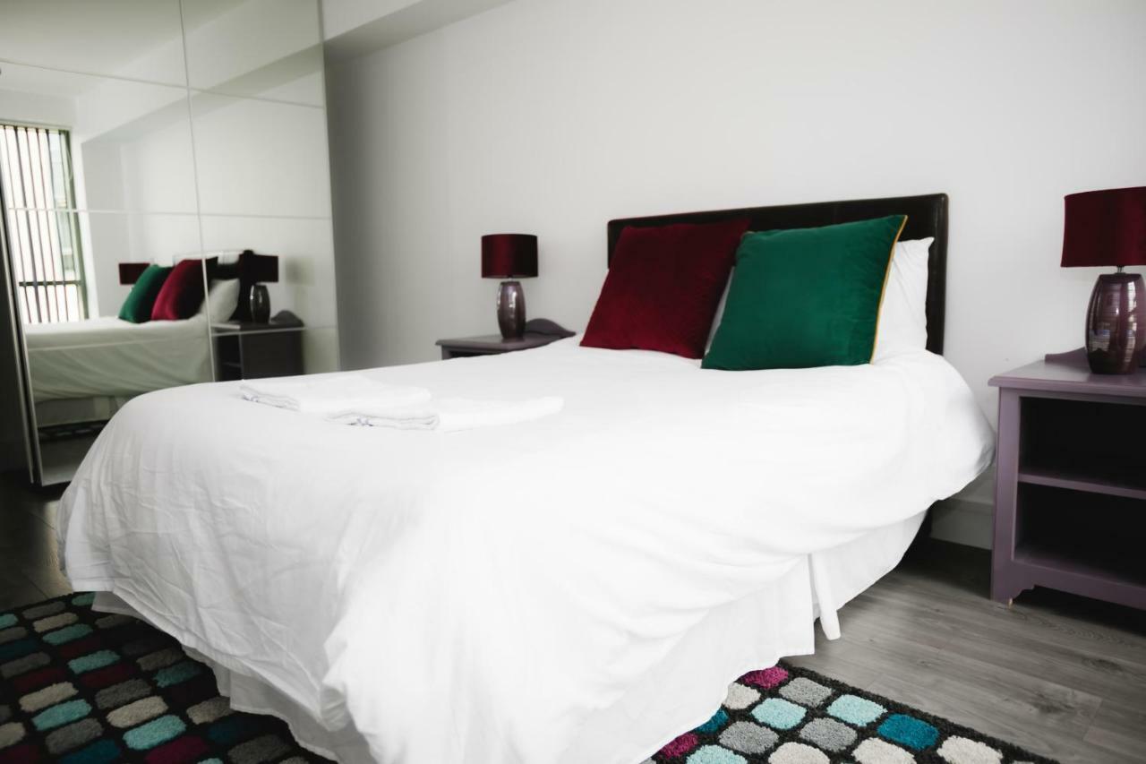 Apartment Reeks Gateway Townhouse