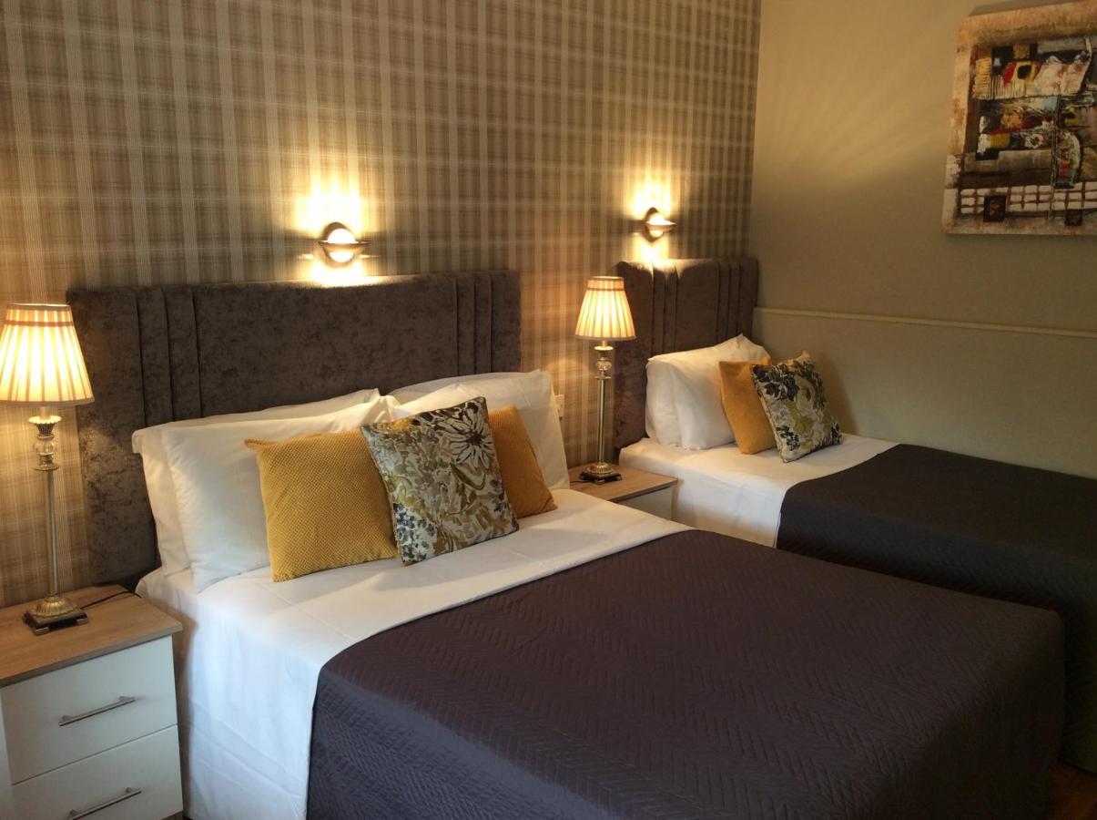 Bed & Breakfast The Gardens 3*