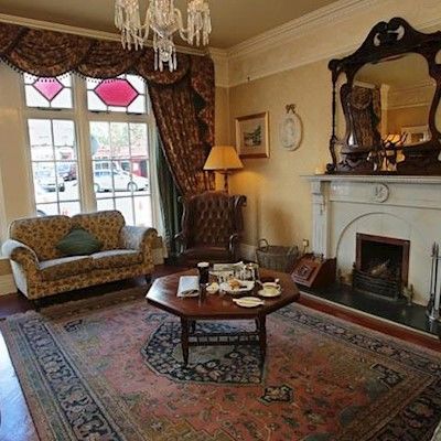 Arbutus Hotel